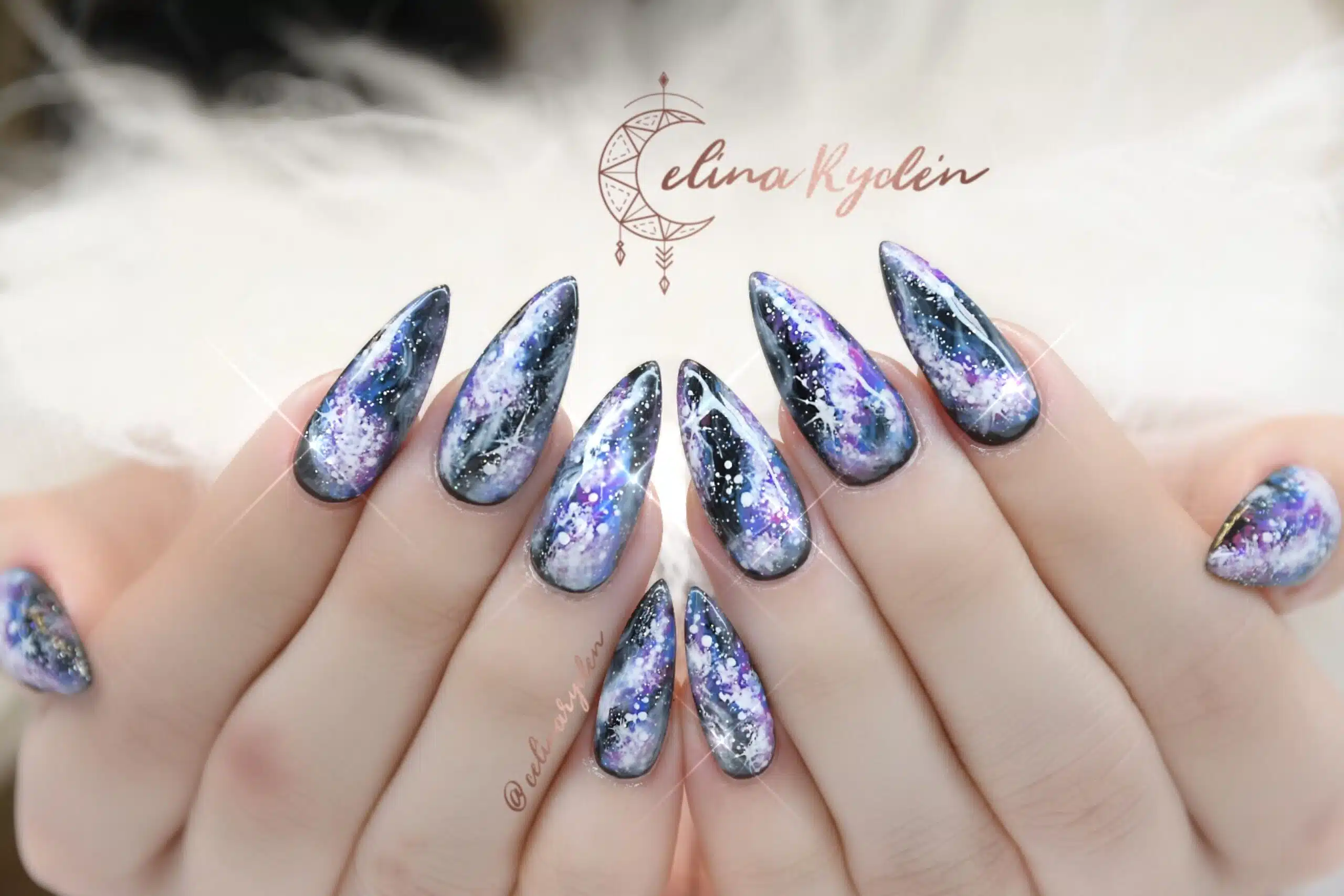 Galaxy nail design